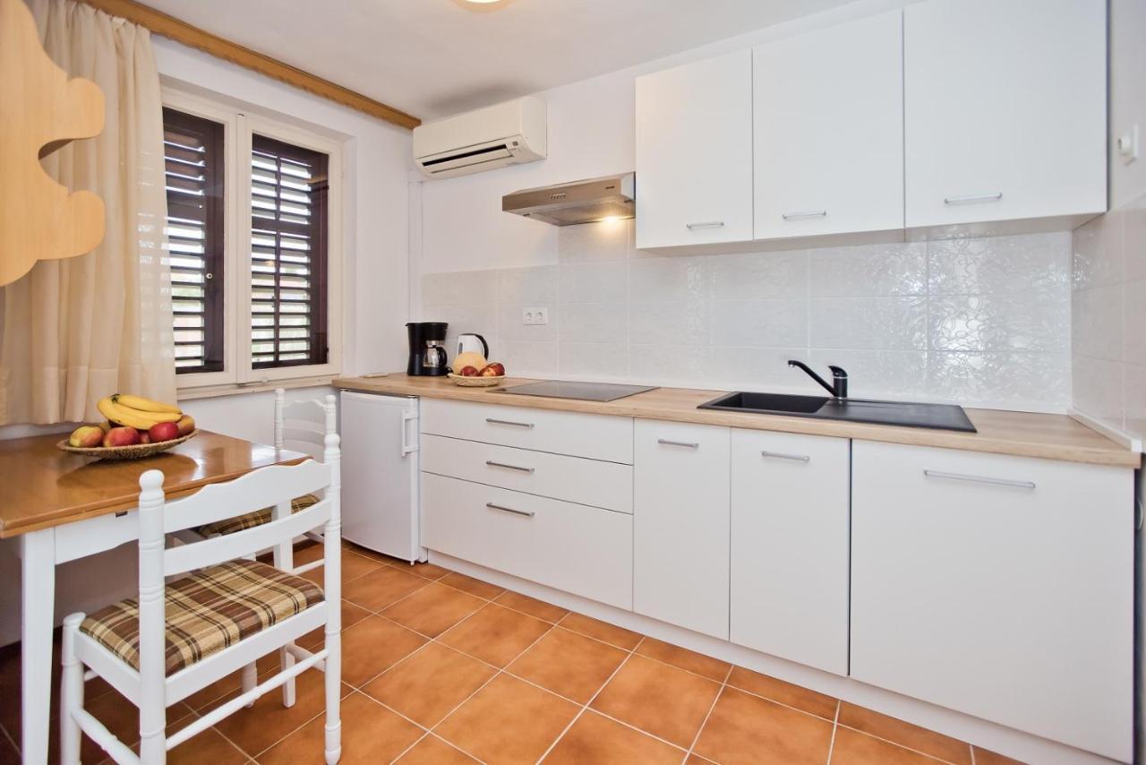 Castle Stambuk Apartment Hvar Town Exterior photo