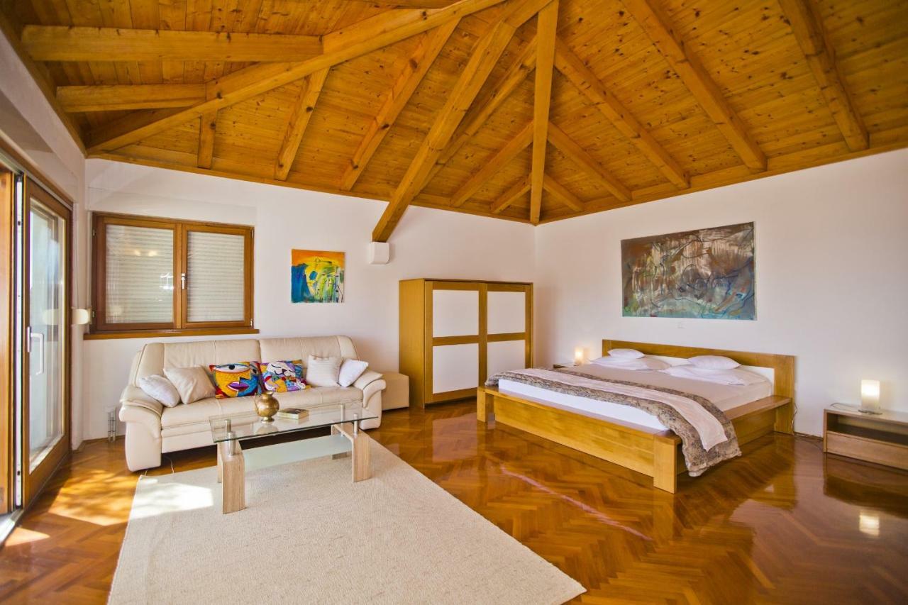 Castle Stambuk Apartment Hvar Town Exterior photo