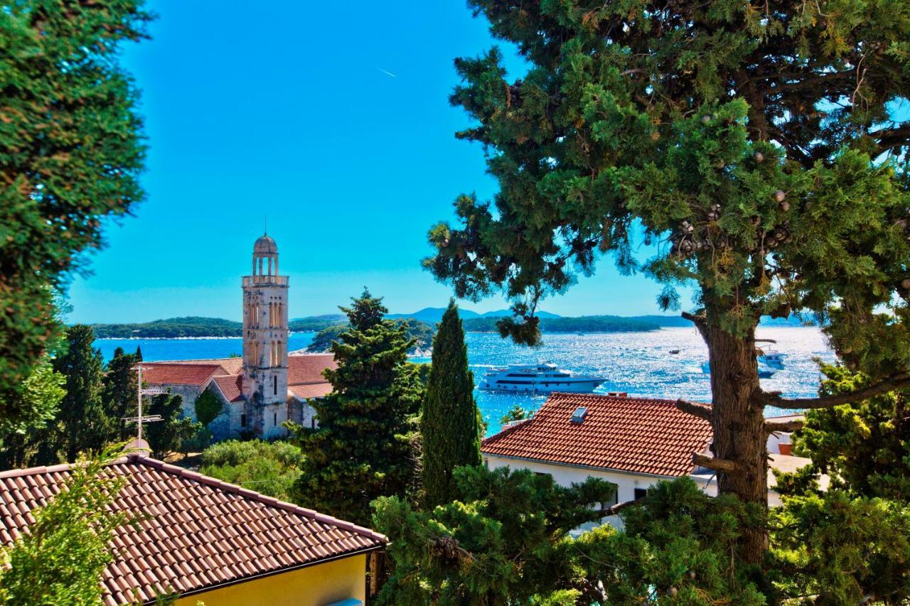 Castle Stambuk Apartment Hvar Town Exterior photo