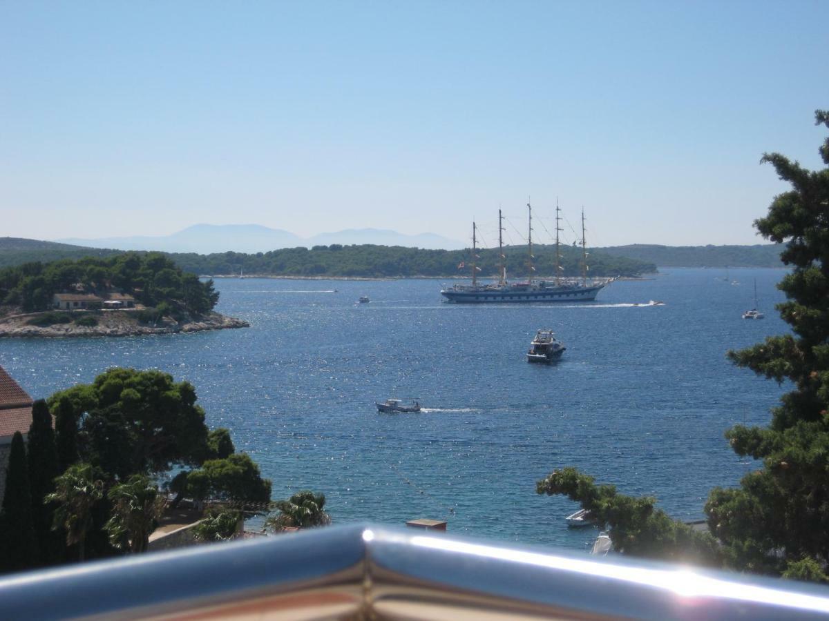 Castle Stambuk Apartment Hvar Town Exterior photo