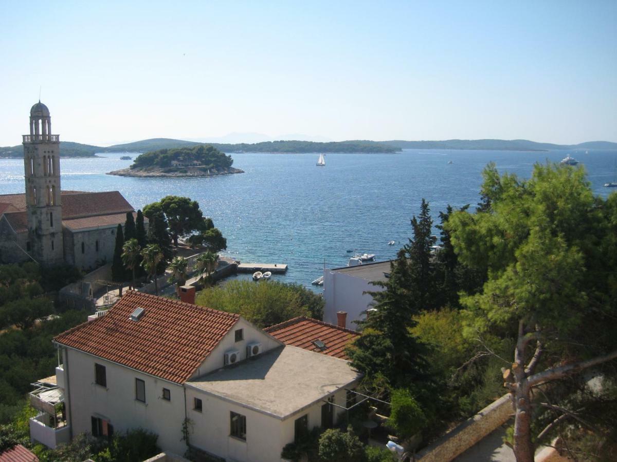 Castle Stambuk Apartment Hvar Town Exterior photo
